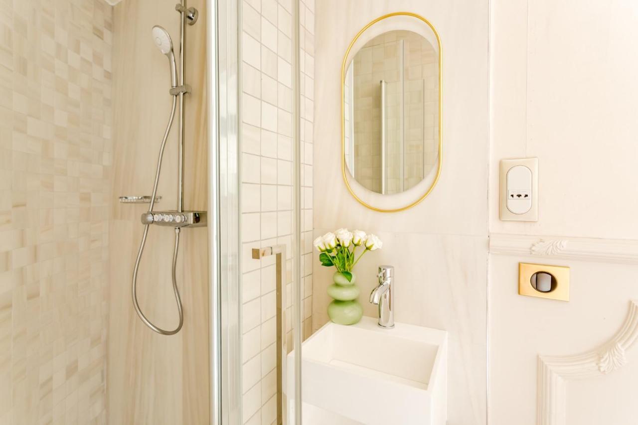 Merveil - Luxury Suite - Louvre - Therese Paris Exterior photo
