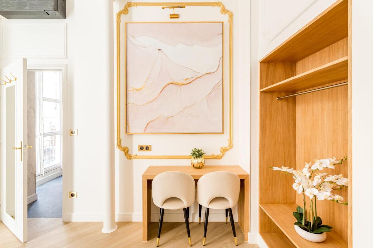 Merveil - Luxury Suite - Louvre - Therese Paris Exterior photo